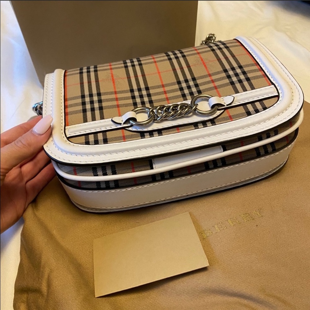 Brand new Burberry bag - Picture 3 of 4